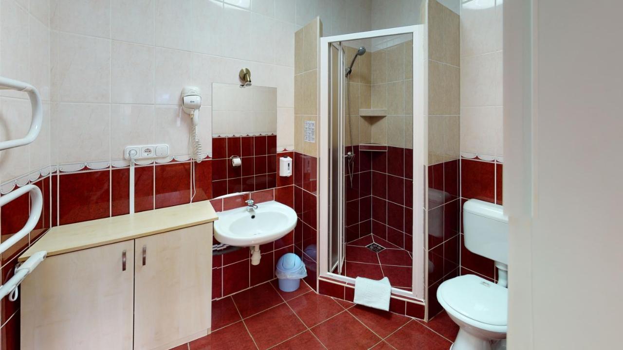 Cristian Apartman Hajduszoboszlo Ngoại thất bức ảnh