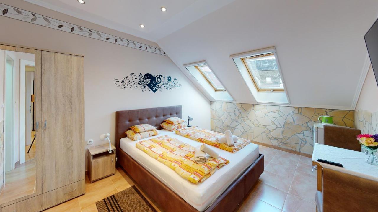 Cristian Apartman Hajduszoboszlo Ngoại thất bức ảnh