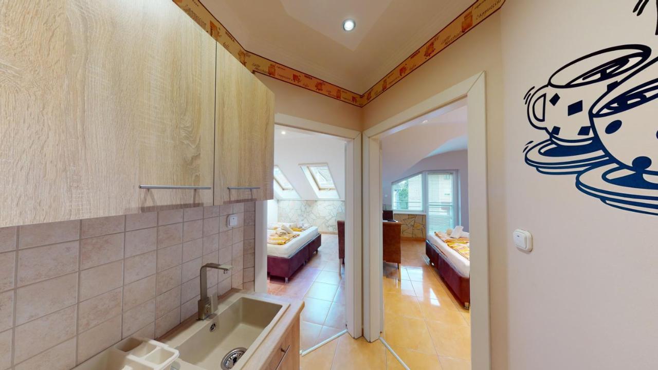 Cristian Apartman Hajduszoboszlo Ngoại thất bức ảnh