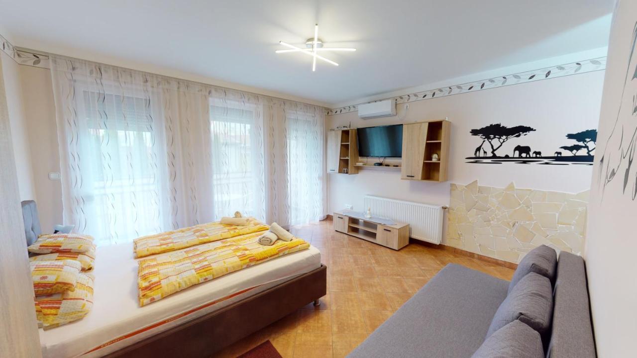 Cristian Apartman Hajduszoboszlo Ngoại thất bức ảnh